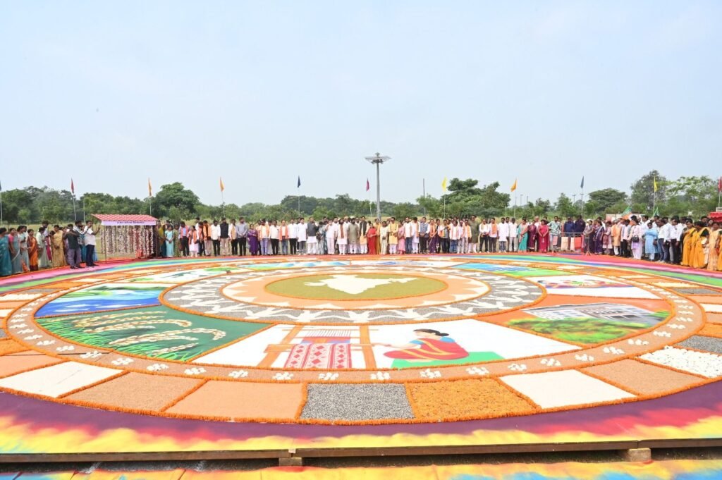 मशाल के साथ निकली ‘सेवा ज्योति, जांजगीर ने लिया 2047 तक विकसित भारत बनाने का संकल्प 2 मशाल के साथ निकली ‘सेवा ज्योति, जांजगीर ने लिया 2047 तक विकसित भारत बनाने का संकल्प चौथा स्तंभ || Kshititech