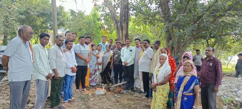 बेलदारपारा में मुक्तिधाम निर्माण कार्य का भूमि पूजन संपन्न, क्षेत्रवासियों की लंबे समय से चली आ रही मांग पूरी होने की दिशा में महत्वपूर्ण पहल चौथा स्तंभ || Kshititech