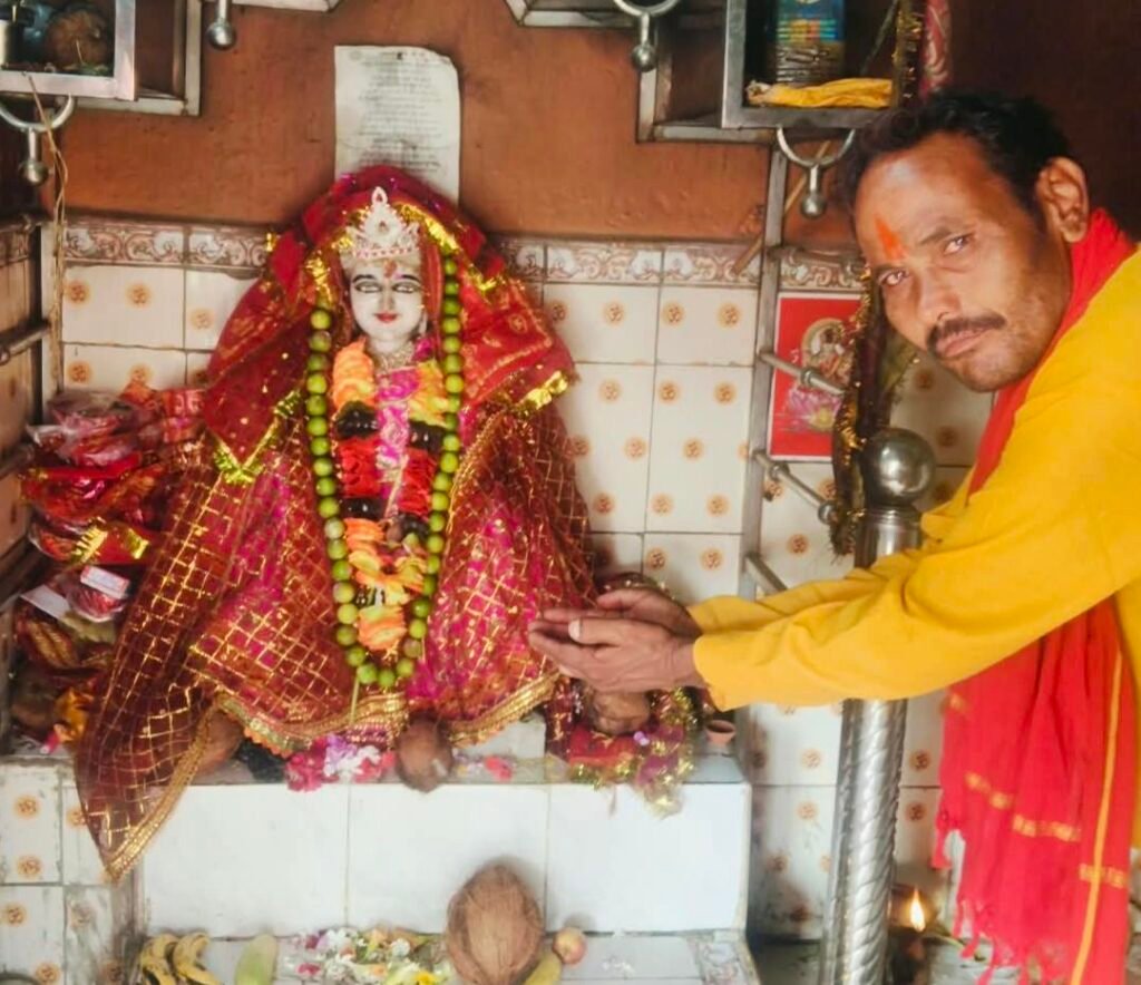 खपरी टांडपारा के मां शाकंभरी एवं शीतला माता मंदिर में हो रही विशेष पूजा चौथा स्तंभ || Kshititech
