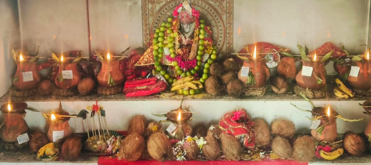 खपरी टांडपारा के मां शाकंभरी एवं शीतला माता मंदिर में हो रही विशेष पूजा चौथा स्तंभ || Kshititech
