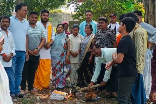 बेलदारपारा में मुक्तिधाम निर्माण कार्य का भूमि पूजन संपन्न, क्षेत्रवासियों की लंबे समय से चली आ रही मांग पूरी होने की दिशा में महत्वपूर्ण पहल चौथा स्तंभ || Kshititech