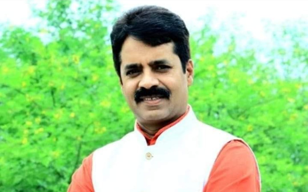 भारी बारिश की आशंका को देखते हुए किसान धान की कटाई टालें, कटी फसल को तिरपाल से ढककर रखें – इंजी. रवि पाण्डेय चौथा स्तंभ || Kshititech