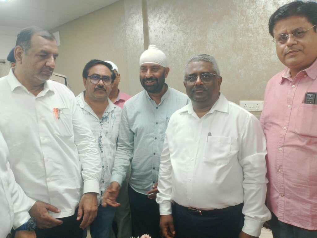 चांपा रेलवे स्टेशन की समस्याओं को लेकर CAIT ने उठाई आवाज, ओवरब्रिज-अंडरपास सहित कई मांगें रखीं चौथा स्तंभ || Kshititech